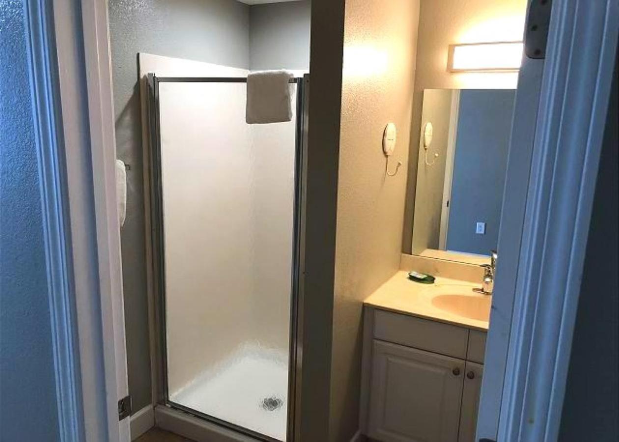 Tidewater 407 *